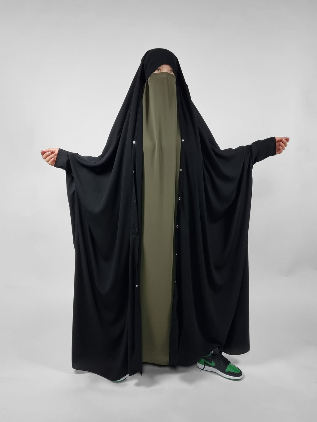 Traditional Irani hijab