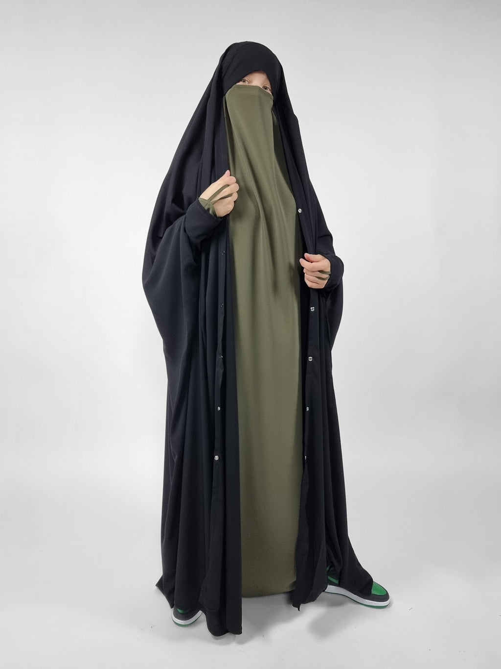 Traditional Irani hijab