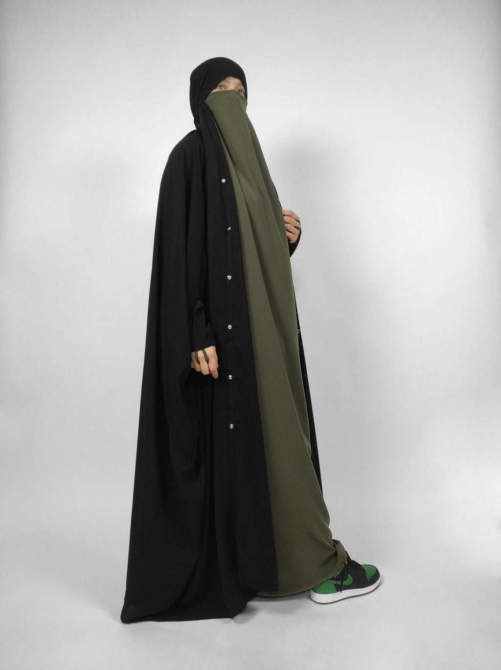 Traditional Irani hijab