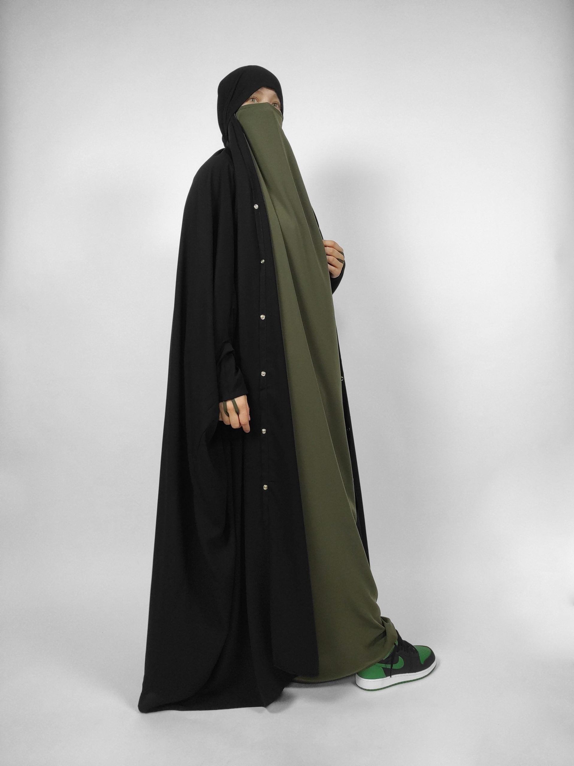 Traditional Irani hijab